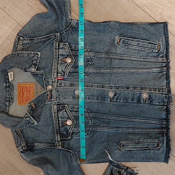 Levi's US S Short Jean Jacket with Arm Lace Up Detail - Picture 7 of 11